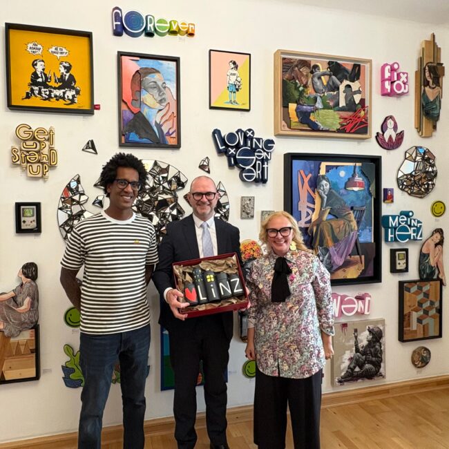 Mayor-of-Linz-Visits-Streetart-Edition-3-galerie-dumas-linz
