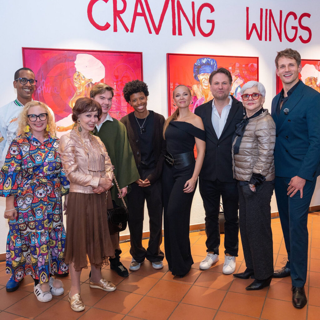 dino-pearl-craving-wings-opening-vienna-19-galerie-dumas-linz