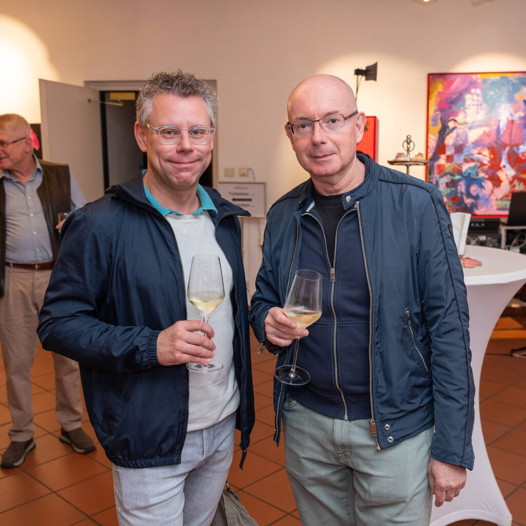 dino-pearl-craving-wings-opening-vienna-17-galerie-dumas-linz