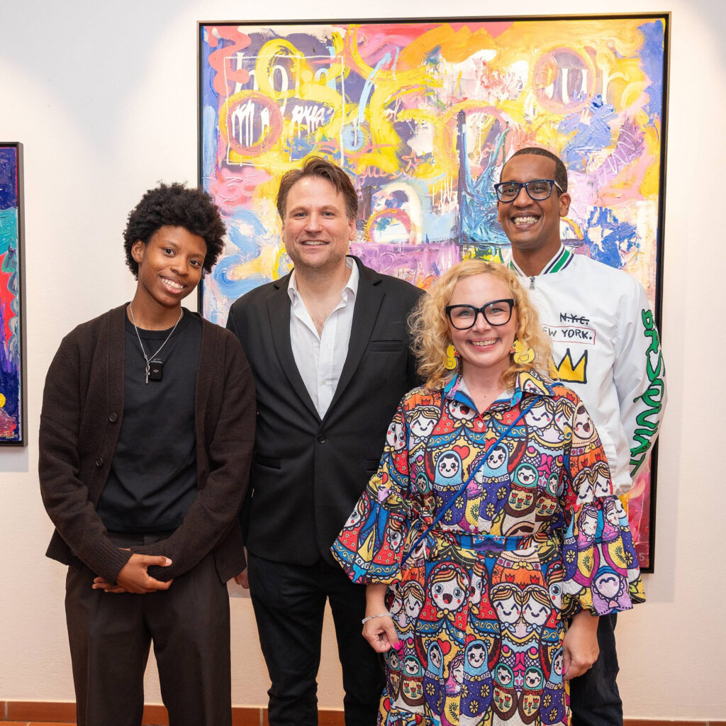 dino-pearl-craving-wings-opening-vienna-1-galerie-dumas-linz