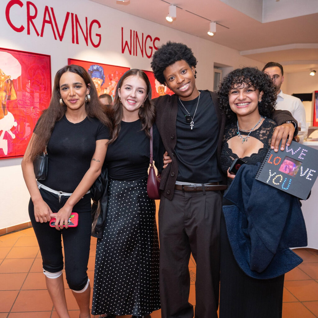 dino-pearl-craving-wings-opening-vienna-18-galerie-dumas-linz